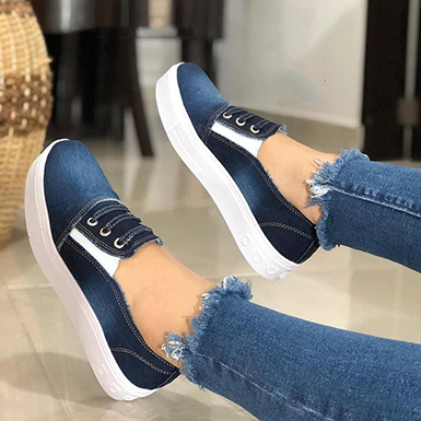Women's Van-Style Slip On Athletic Shoes - Decorative Laces / Ro  Women's Van-Style Slip On Athletic Shoes - Decorative Laces / Ro